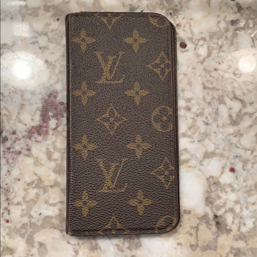 Louis Vuitton iPhone 6s Plus case
